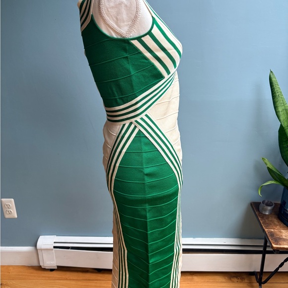 NWT Elizabeth Franchi Sheath Dress. Size EU44 - Picture 3 of 11